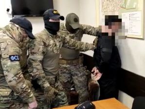 Мужчину в Алтайском крае приговорили к 15 годам лишения свободы за вербовку в террористические организации и их пропаганду, которую он проводил, находясь в колонии